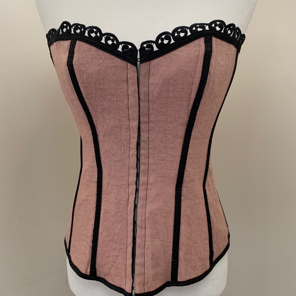Vintage Corset - Picture 2 of 6